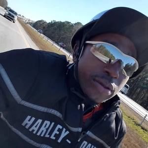 Meet your Posher, Corey